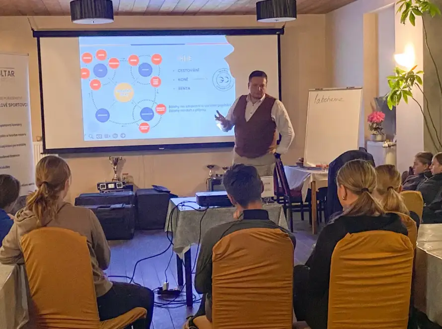 Setkání s parkurovými juniory a mladými jezdci