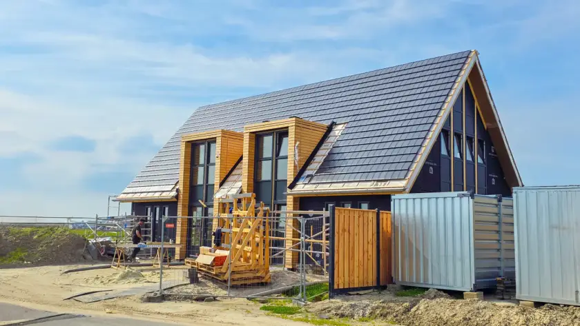 Chystáte se stavět dům s hypotékou? Nebazírujte na desetinách procenta, chtějte hlavně hladce čerpat